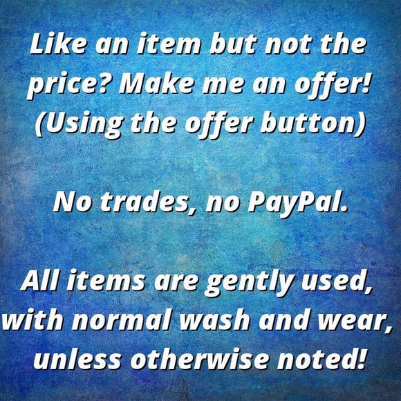 Express Ribbed Fitted Crew Neck Tee - Picture 4 of 4